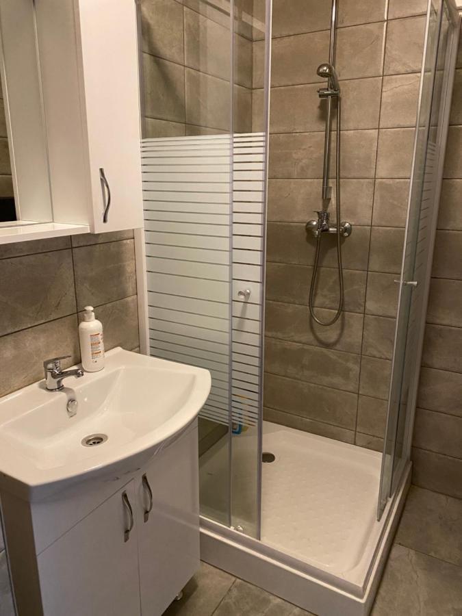 Apartments Plantin 3 Sleeping Rooms 2 Bathrooms. Antwerpen Exteriör bild