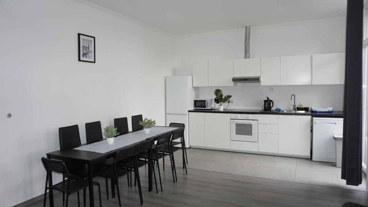 Apartments Plantin 3 Sleeping Rooms 2 Bathrooms. Antwerpen Exteriör bild
